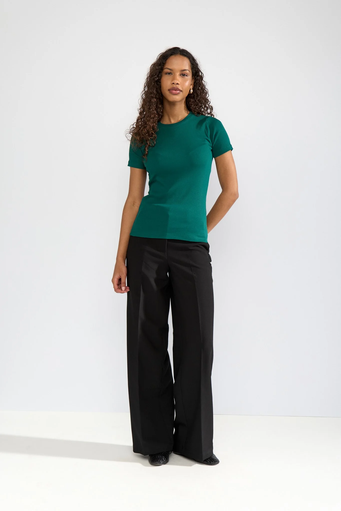 NURILEY SS TEE - Rain Forest - Image 3