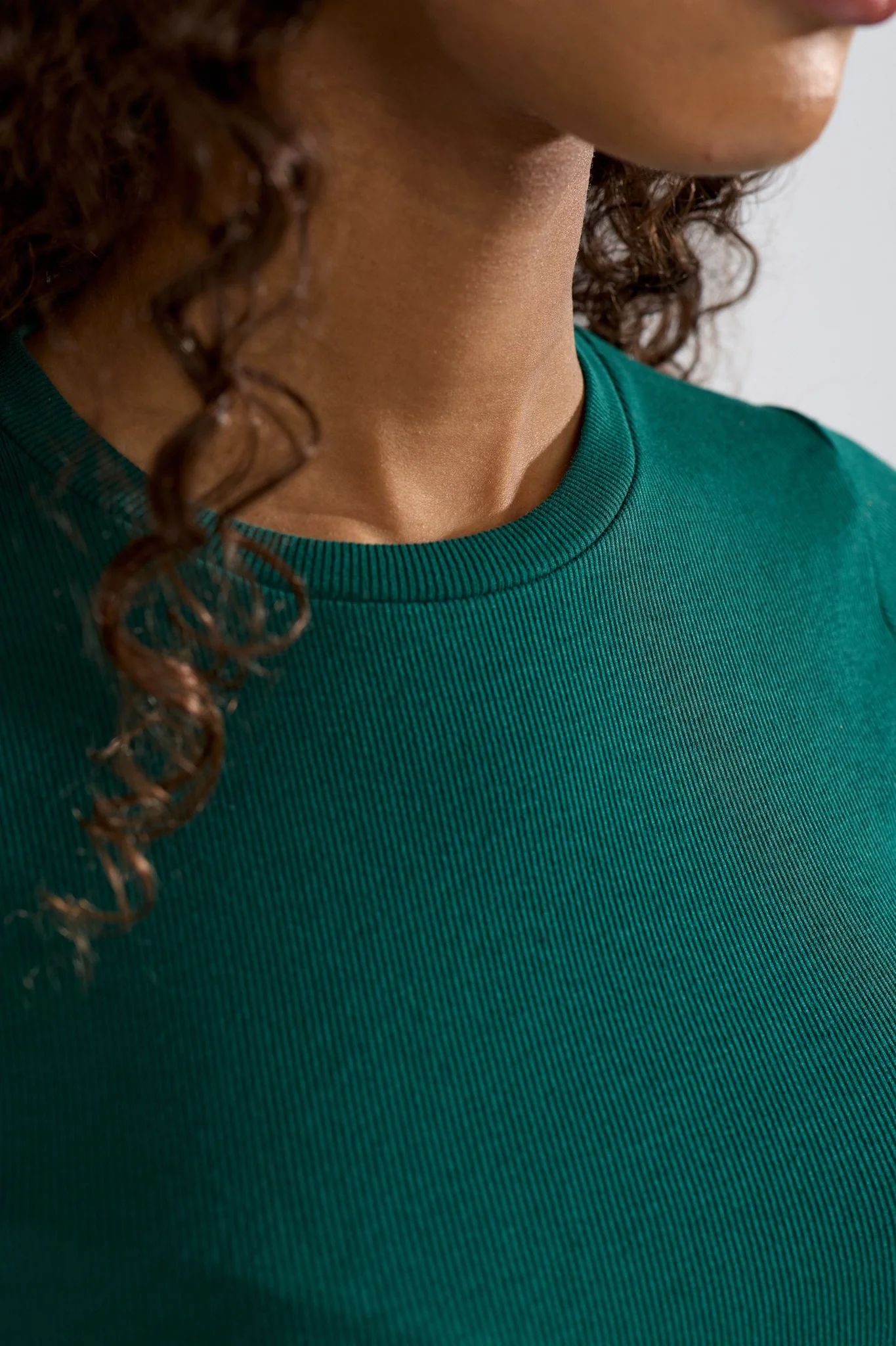 NURILEY SS TEE - Rain Forest - Image 4