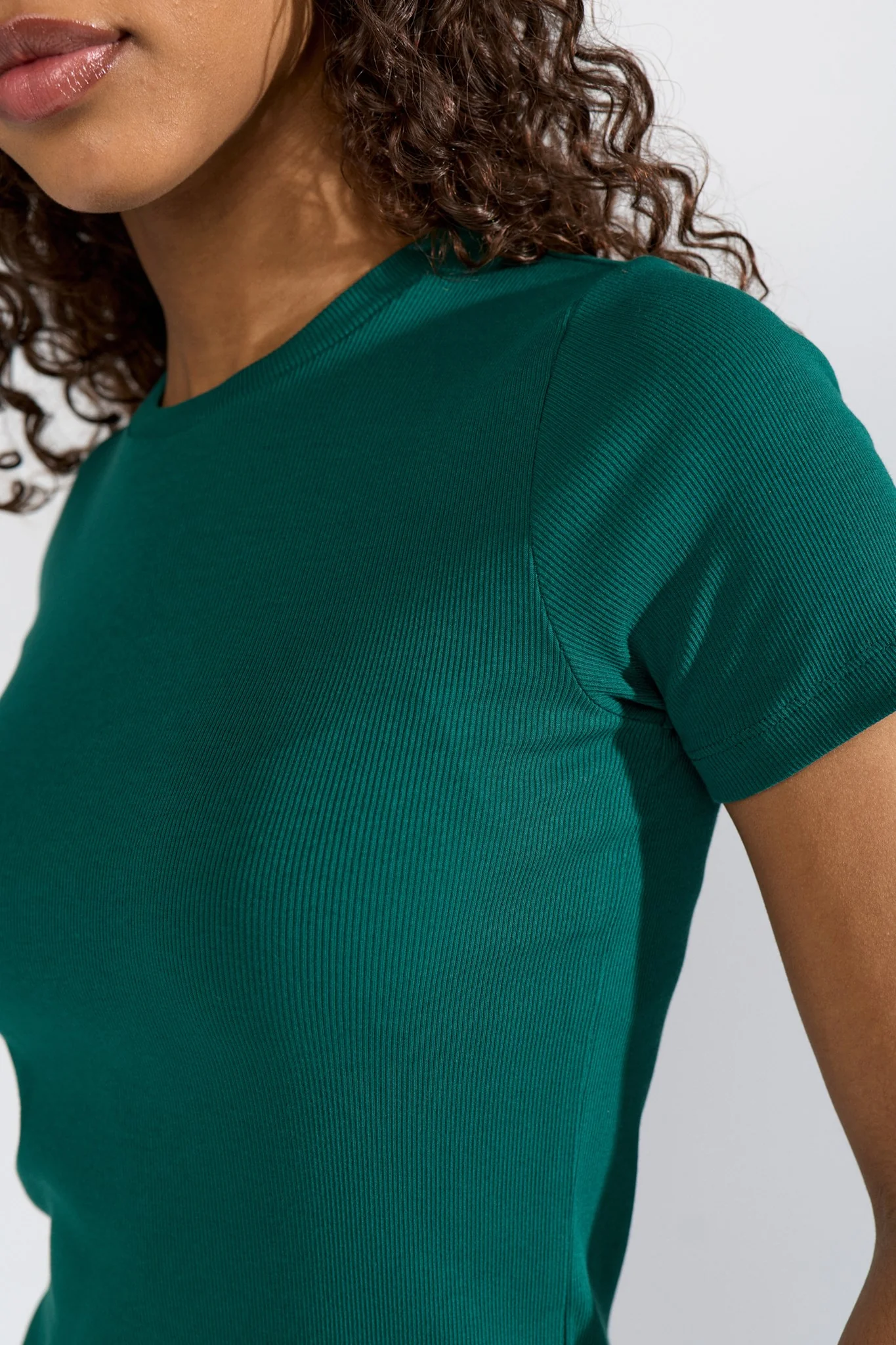 NURILEY SS TEE - Rain Forest - Image 5
