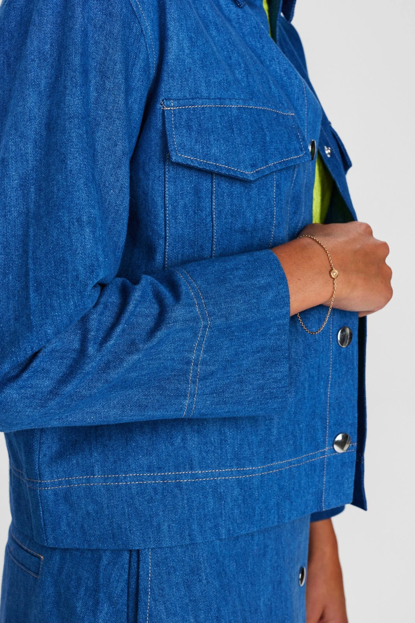NURINA SHIRT - Medium Blue Denim - Image 5