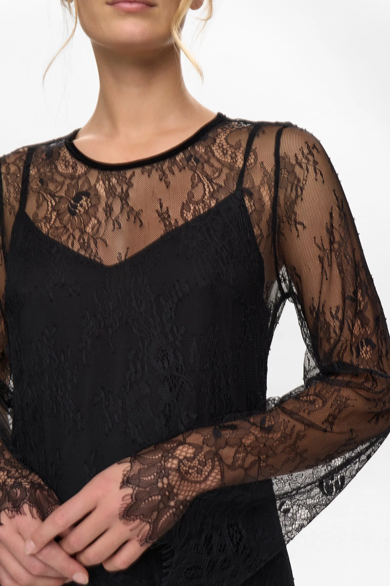 NUSANSA DRESS - Caviar - Image 4