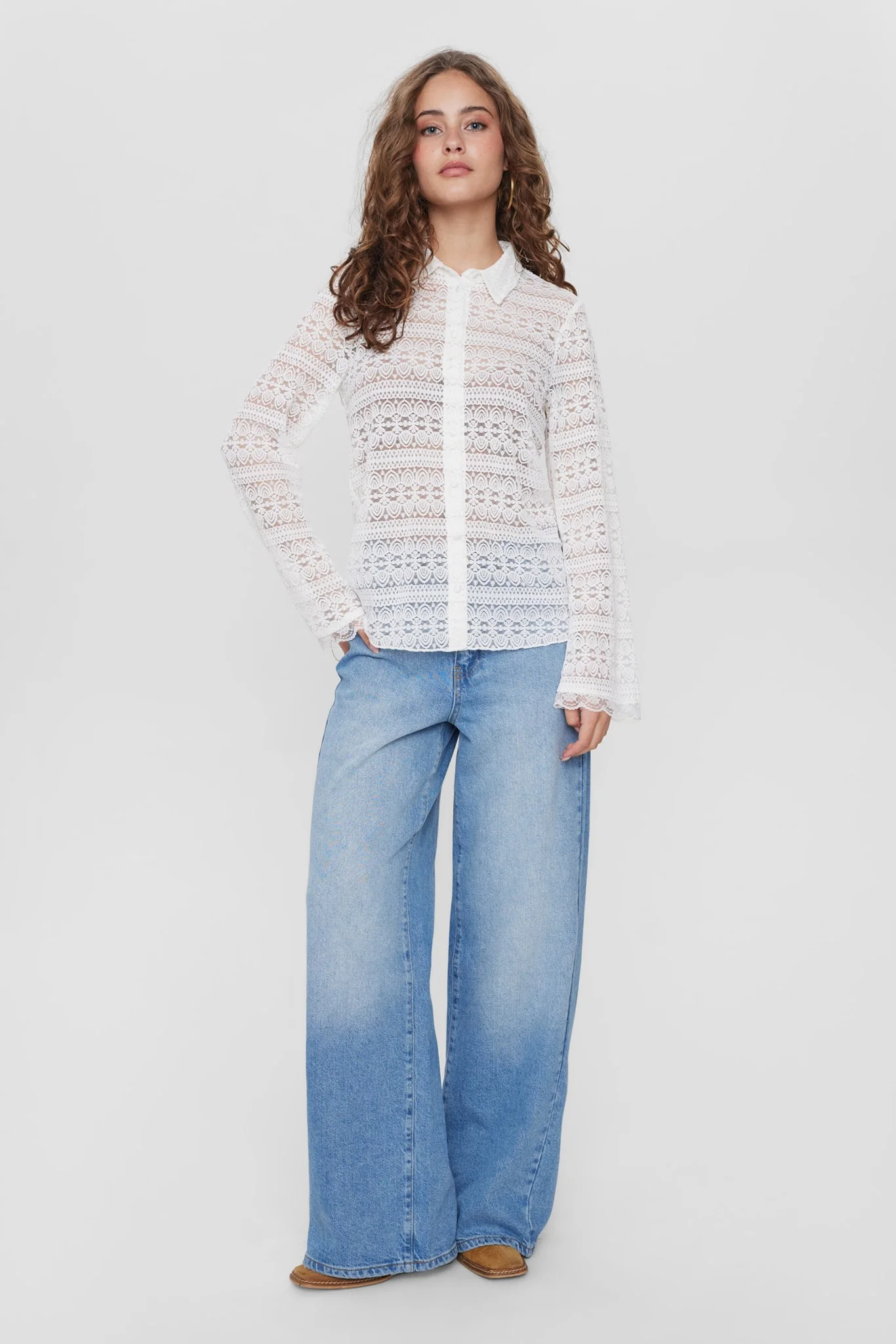 NUSISSY SHIRT - Cloud Dancer - Image 3