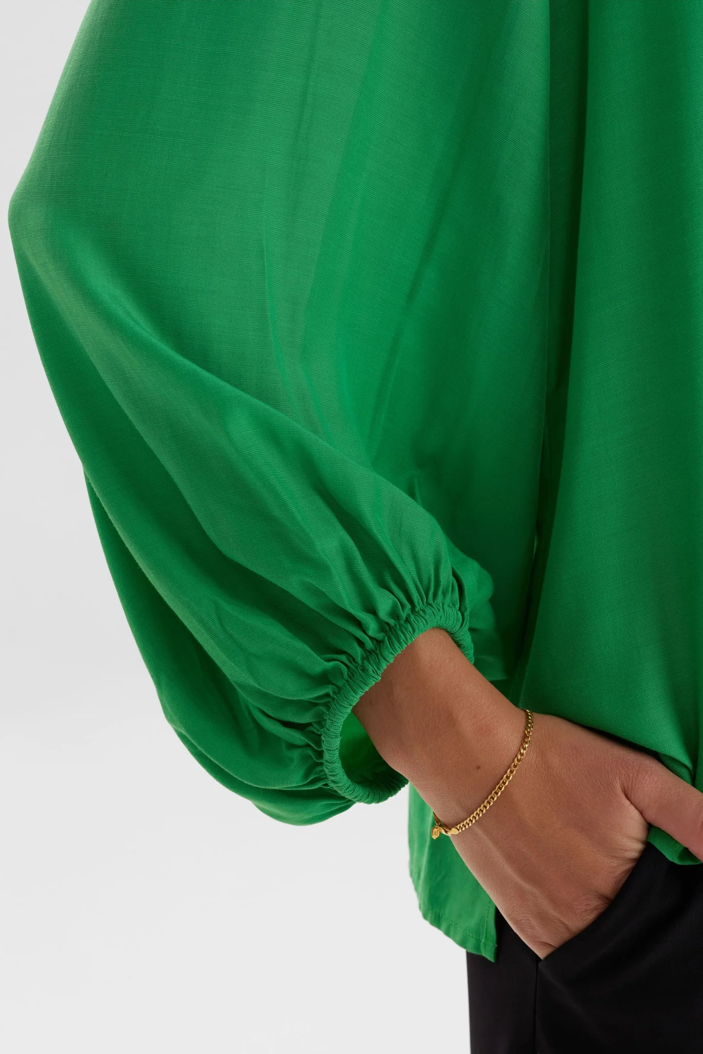 NUSOFTY BLOUSE - Kelly Green - Image 5