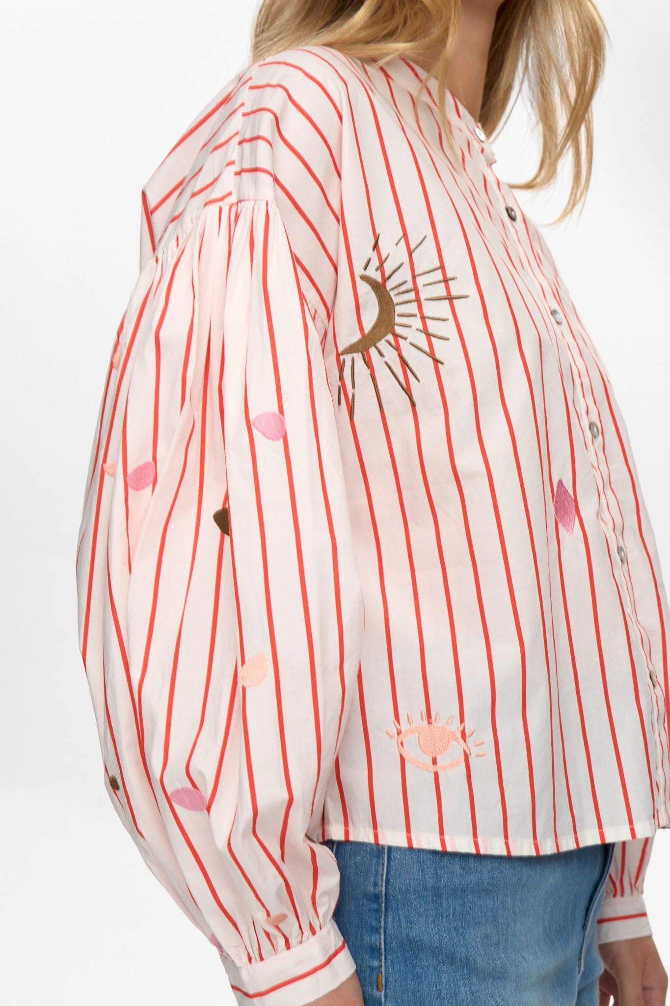NUSOLEIMA SHIRT - Cloud Dancer - Image 5
