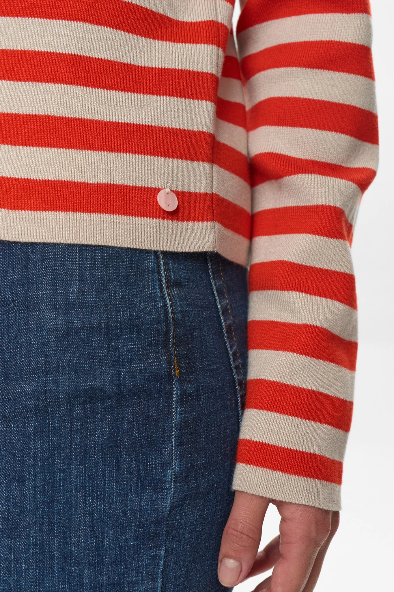 NUSTRIPY PULLOVER - Fiery Red - Image 5