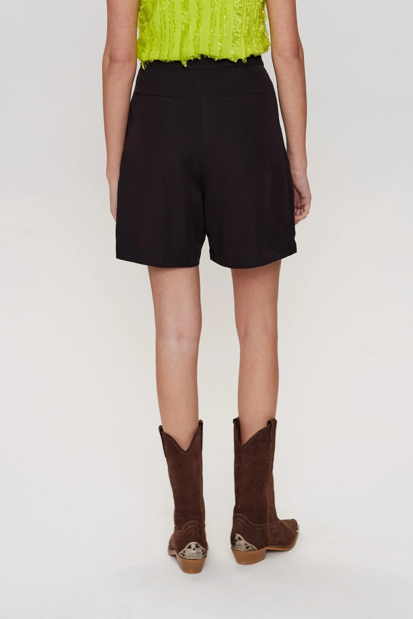 NUSUMMER SHORTS  - Caviar - Image 2