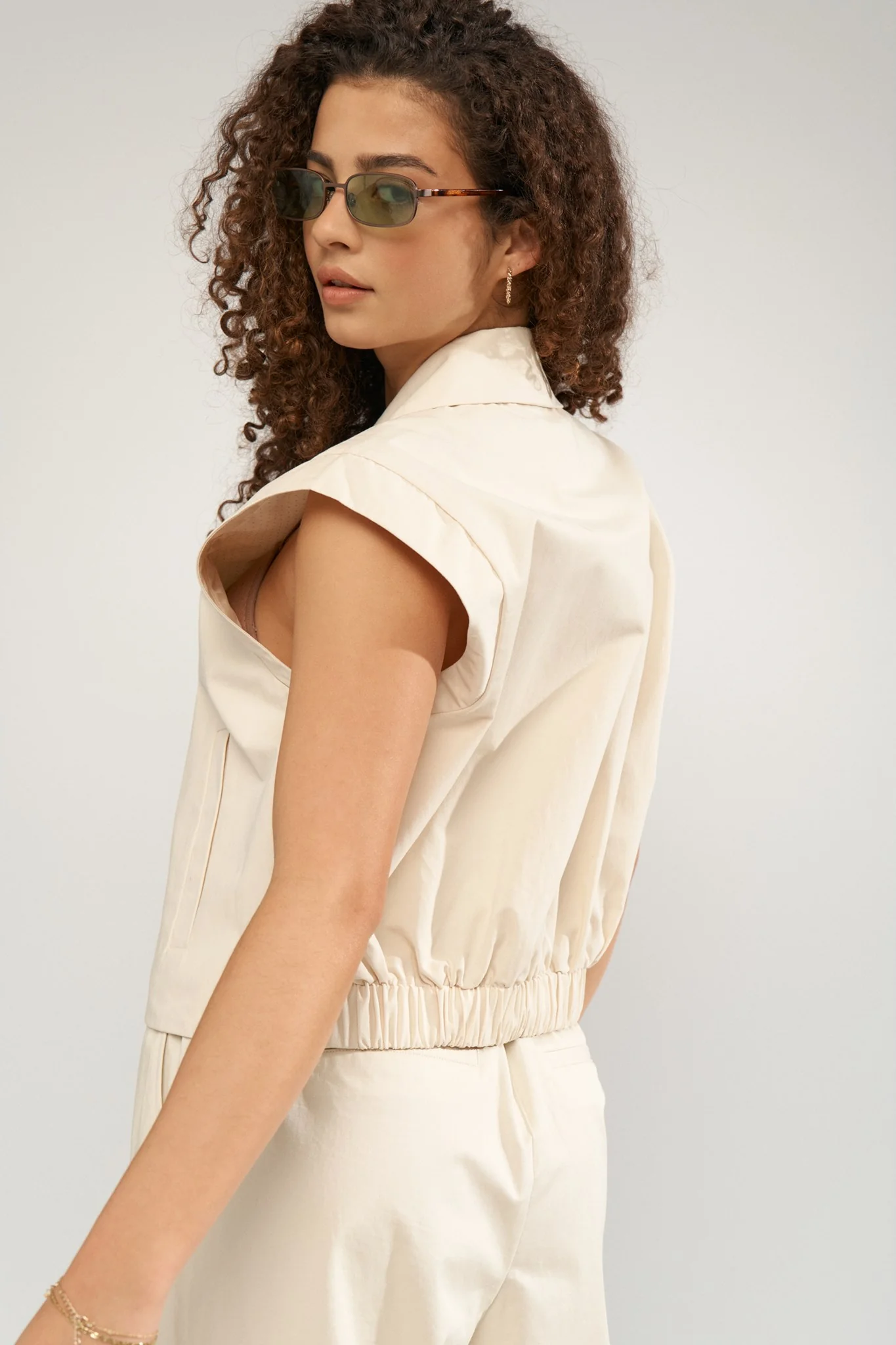 NUSUNNA VEST - Whitecap Gray - Image 5