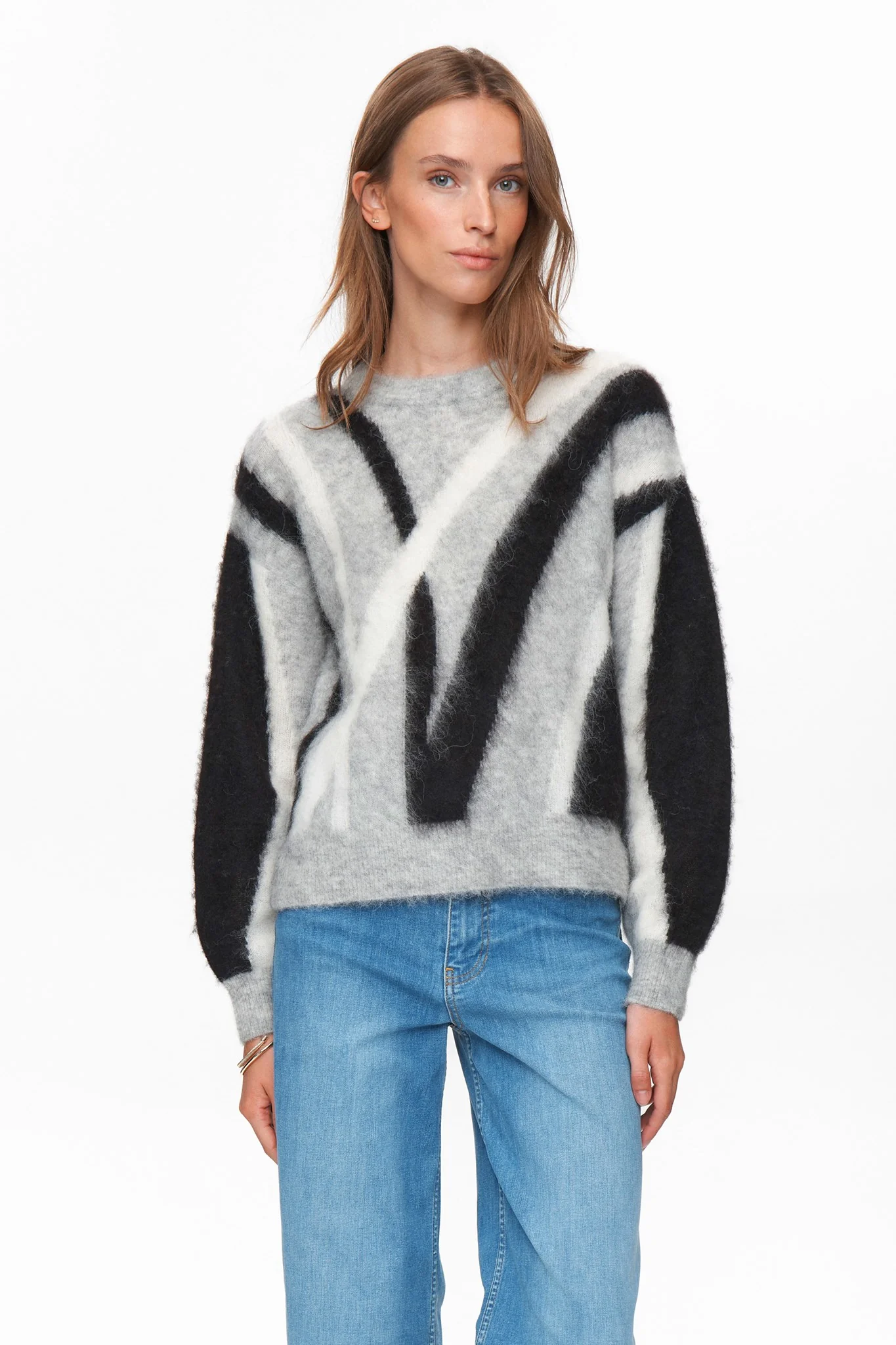 NUSURI BRUSHED PATTERN PULLOVER - Light grey mel - Image 2