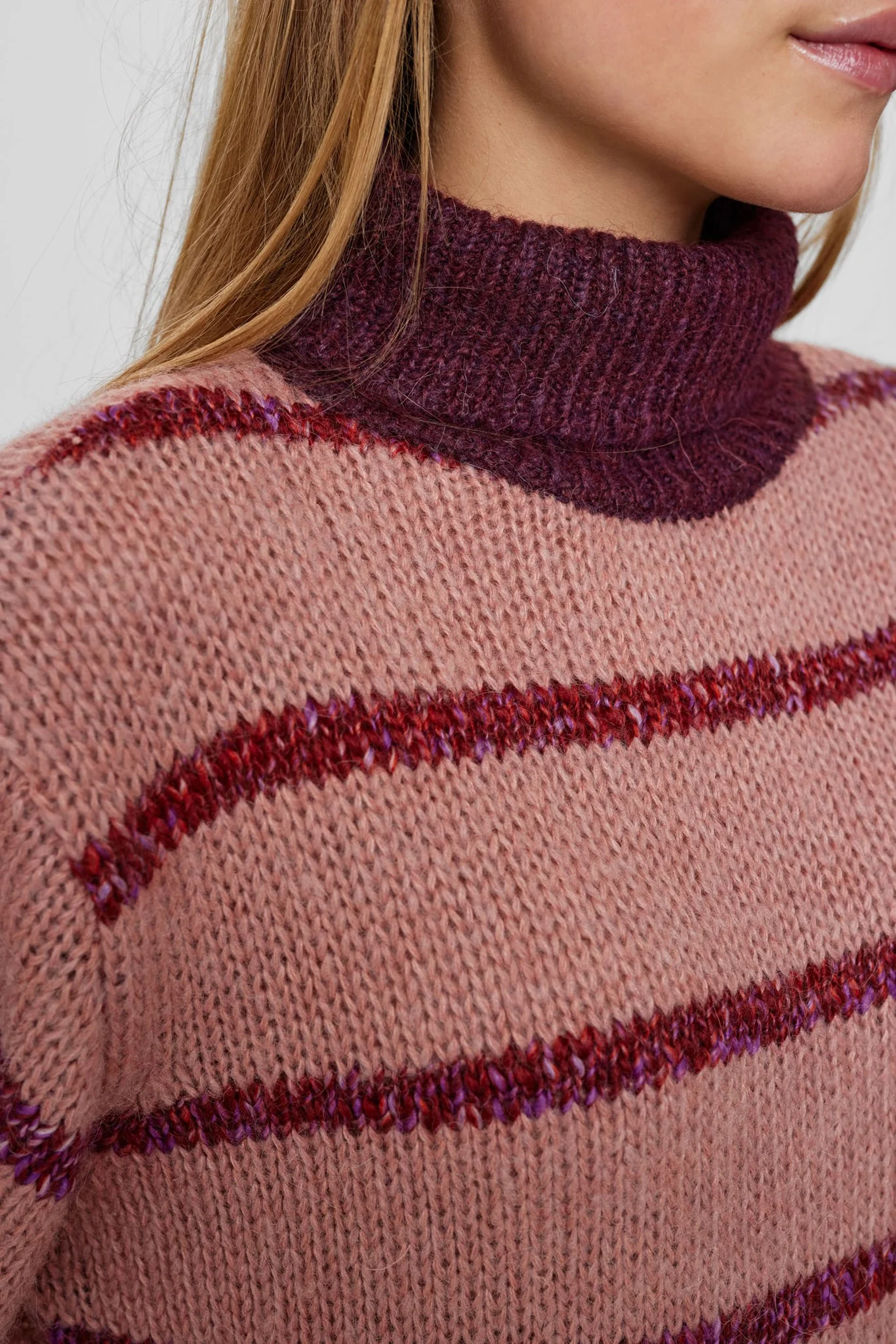 NUTARA PULLOVER  - Ash Rose - Image 4