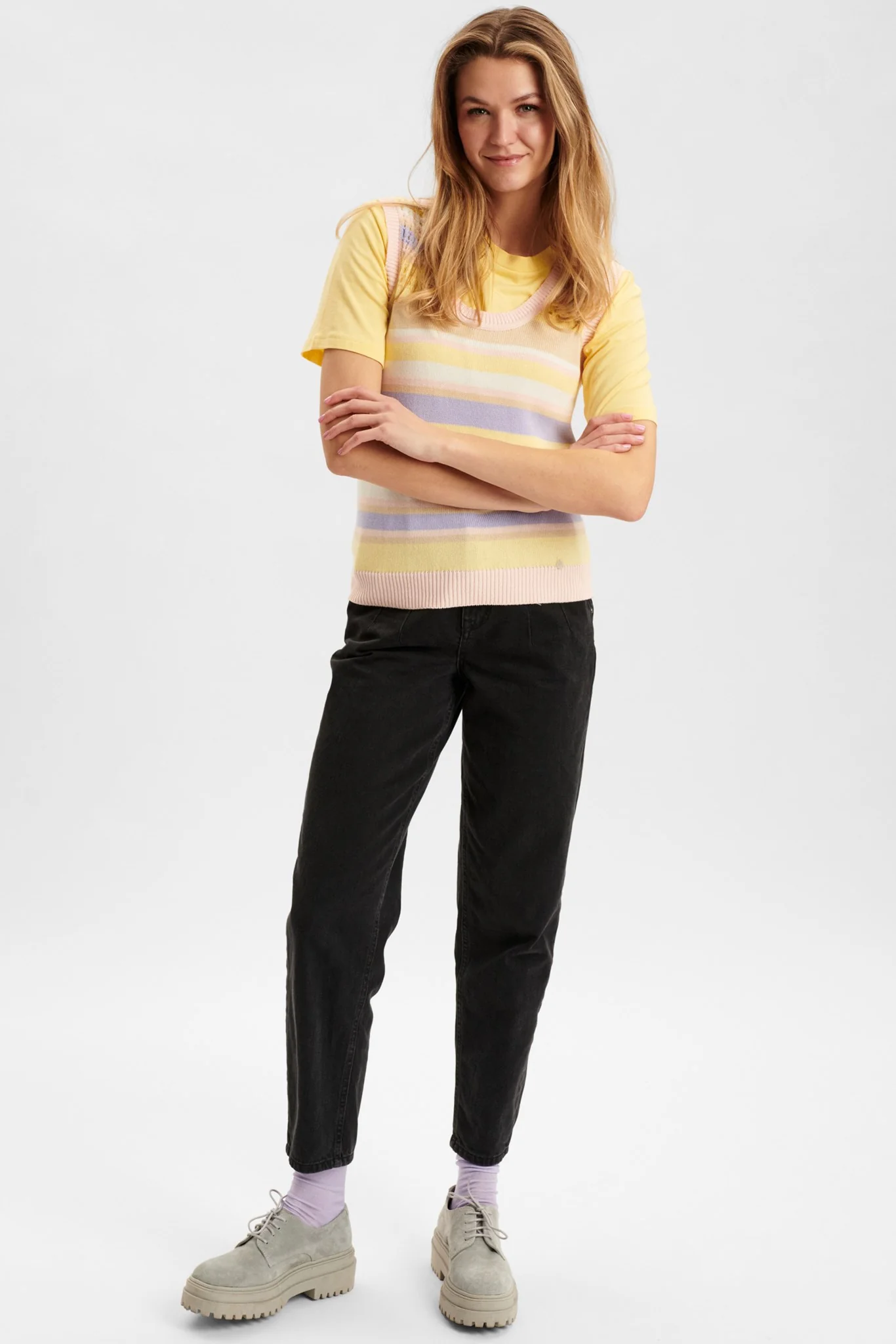 NUTENNA WAISTCOAT - Popcorn - Image 3