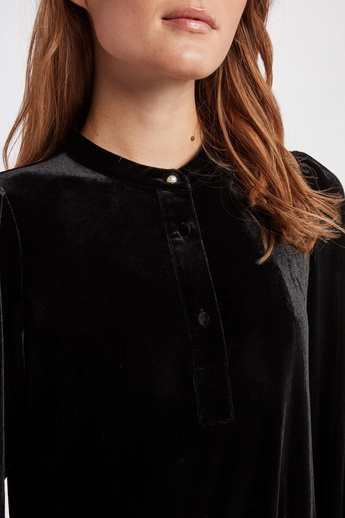 NUVEDA DRESS - Caviar - Image 4