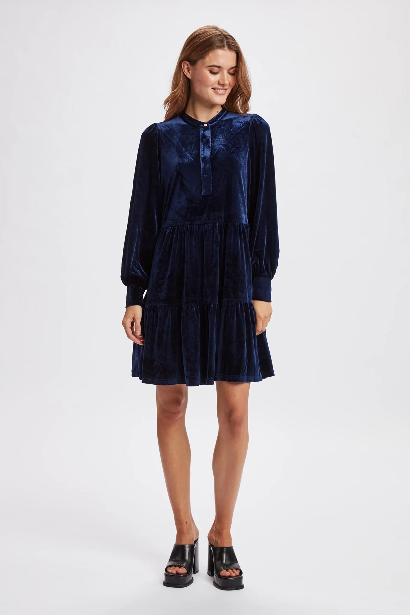 NUVEDA DRESS - Dark Sapphire - Image 3