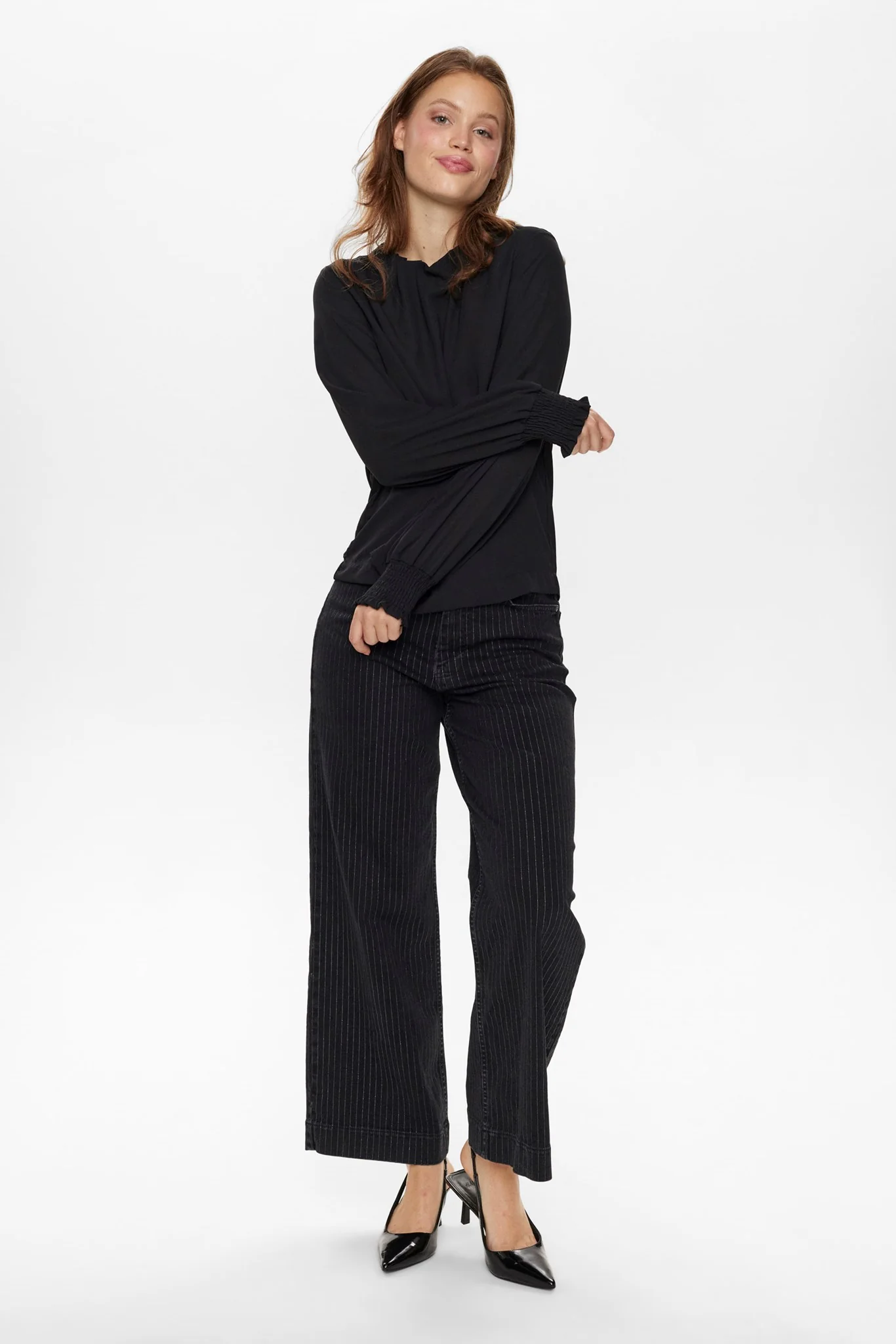 NUVELMA BLOUSE - Caviar - Image 3