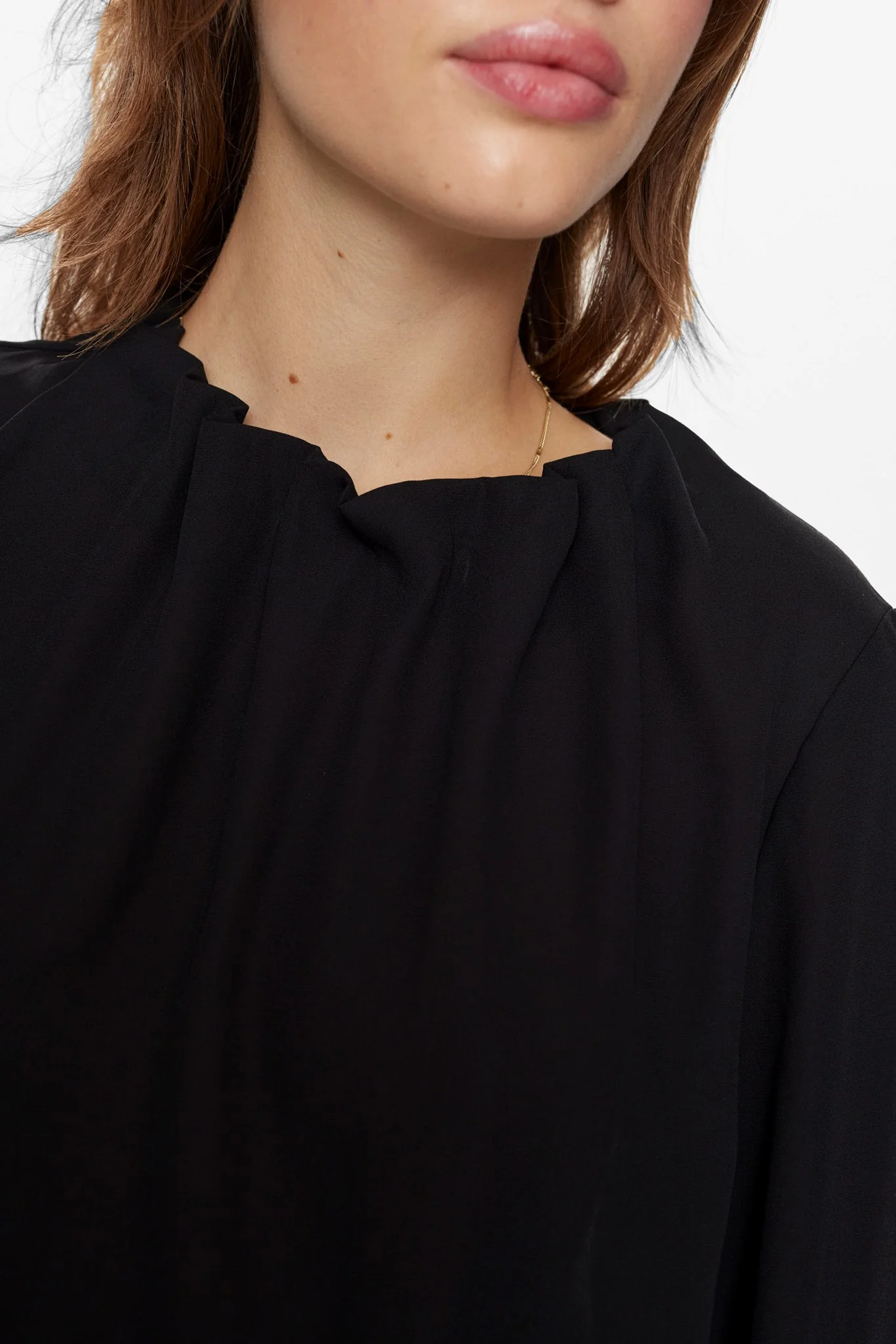 NUVELMA BLOUSE - Caviar - Image 4