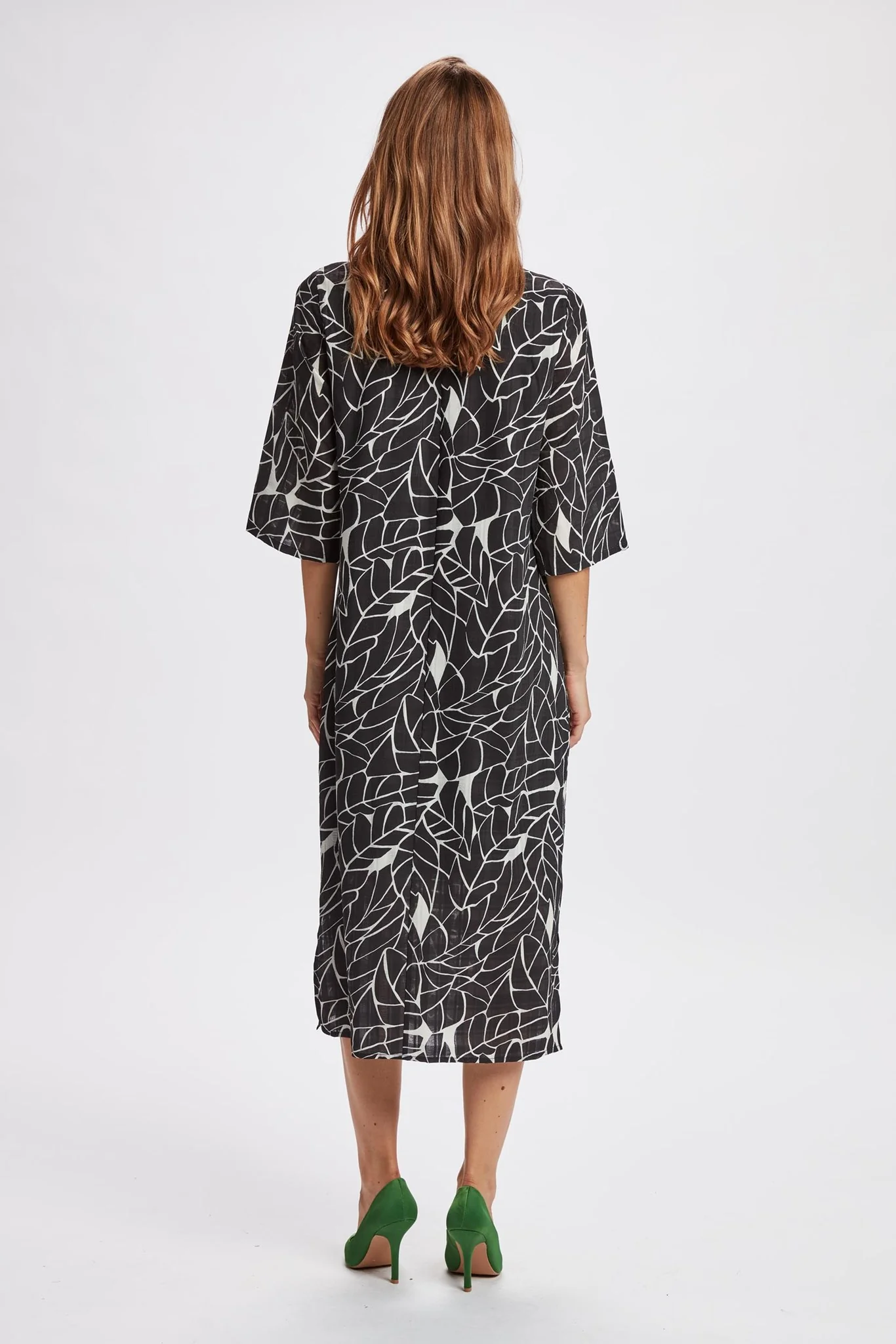 NUVILDA  DRESS  - Caviar - Image 2