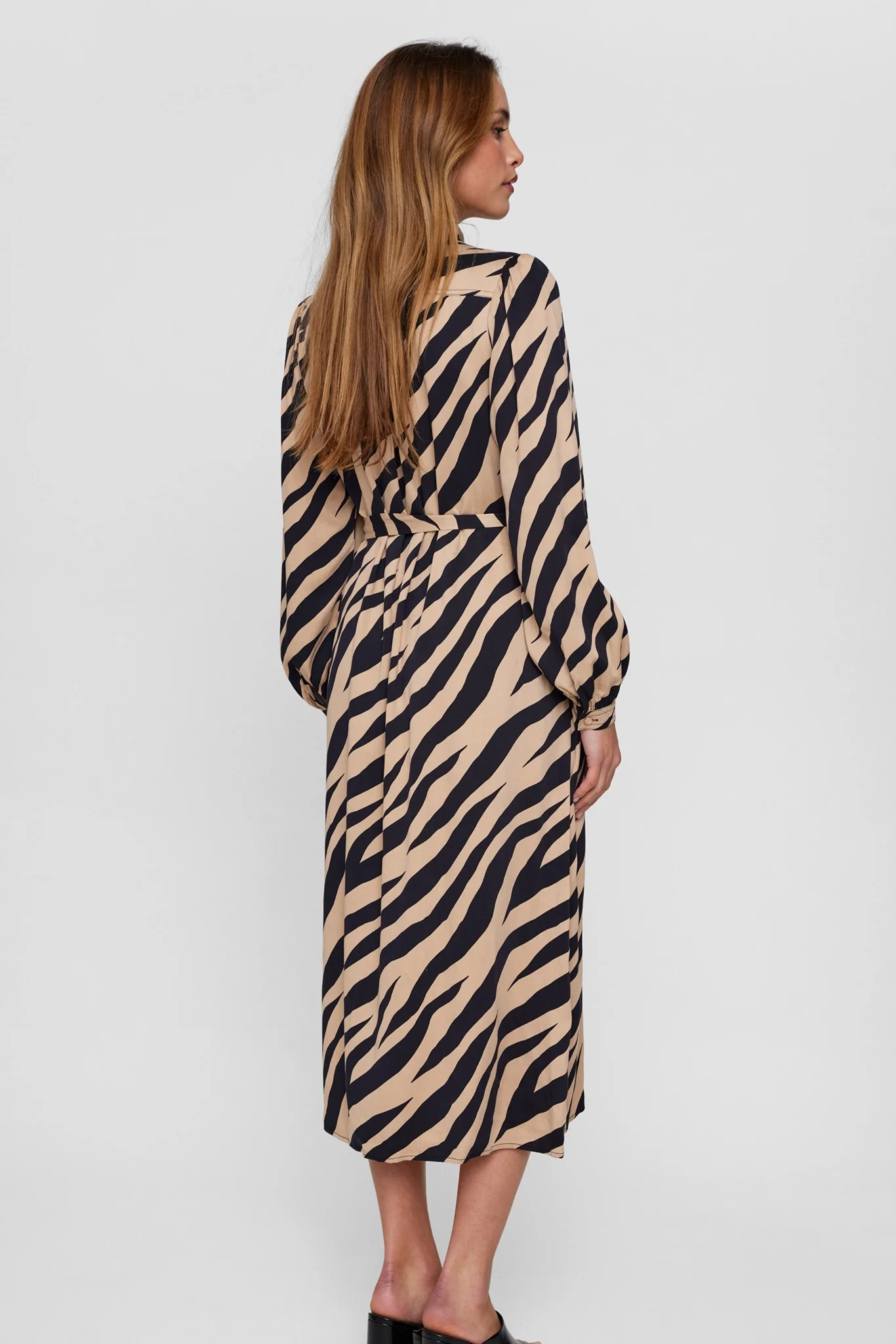 NUVILLE SHIRT DRESS - Sesame - Image 2
