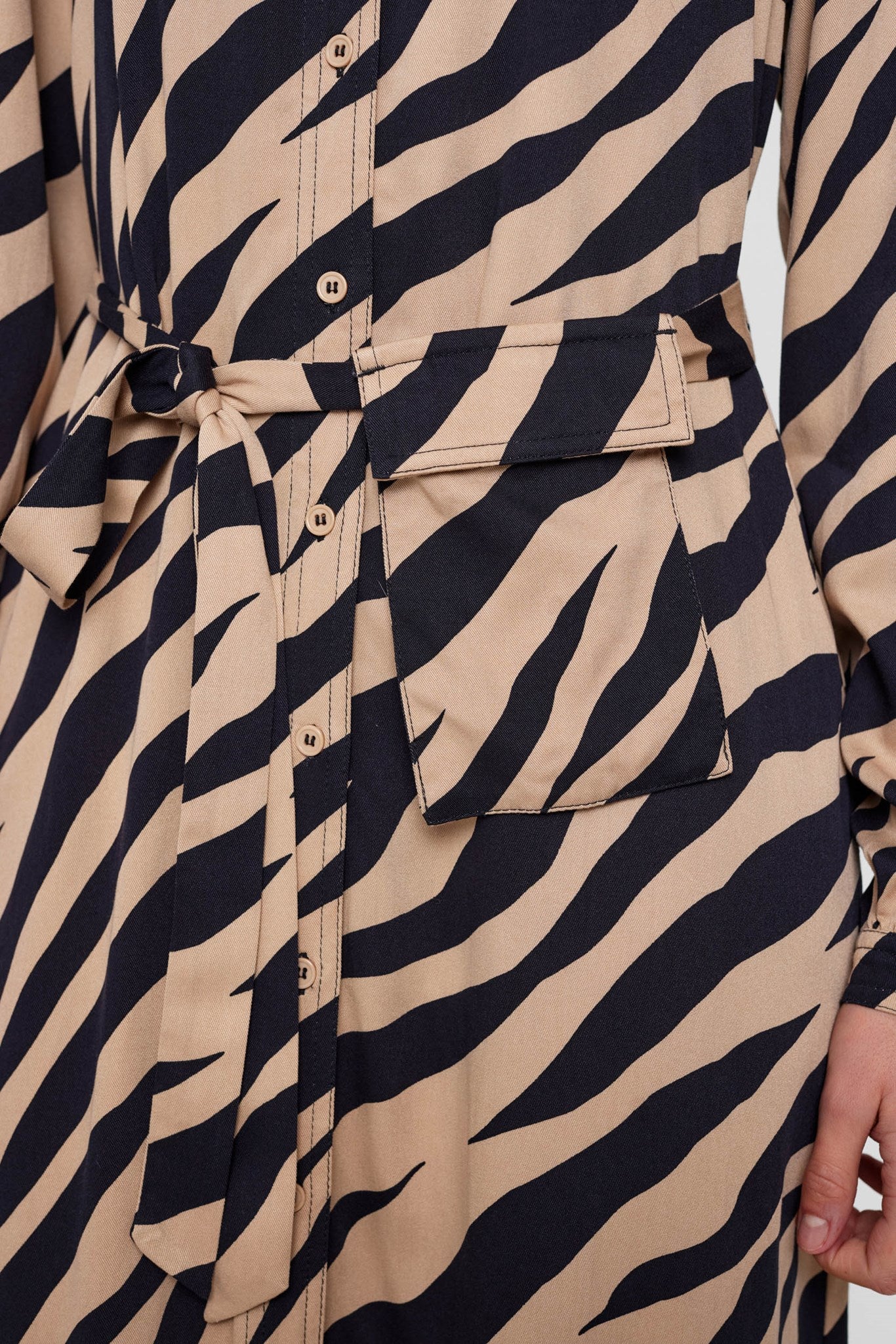 NUVILLE SHIRT DRESS - Sesame - Image 4