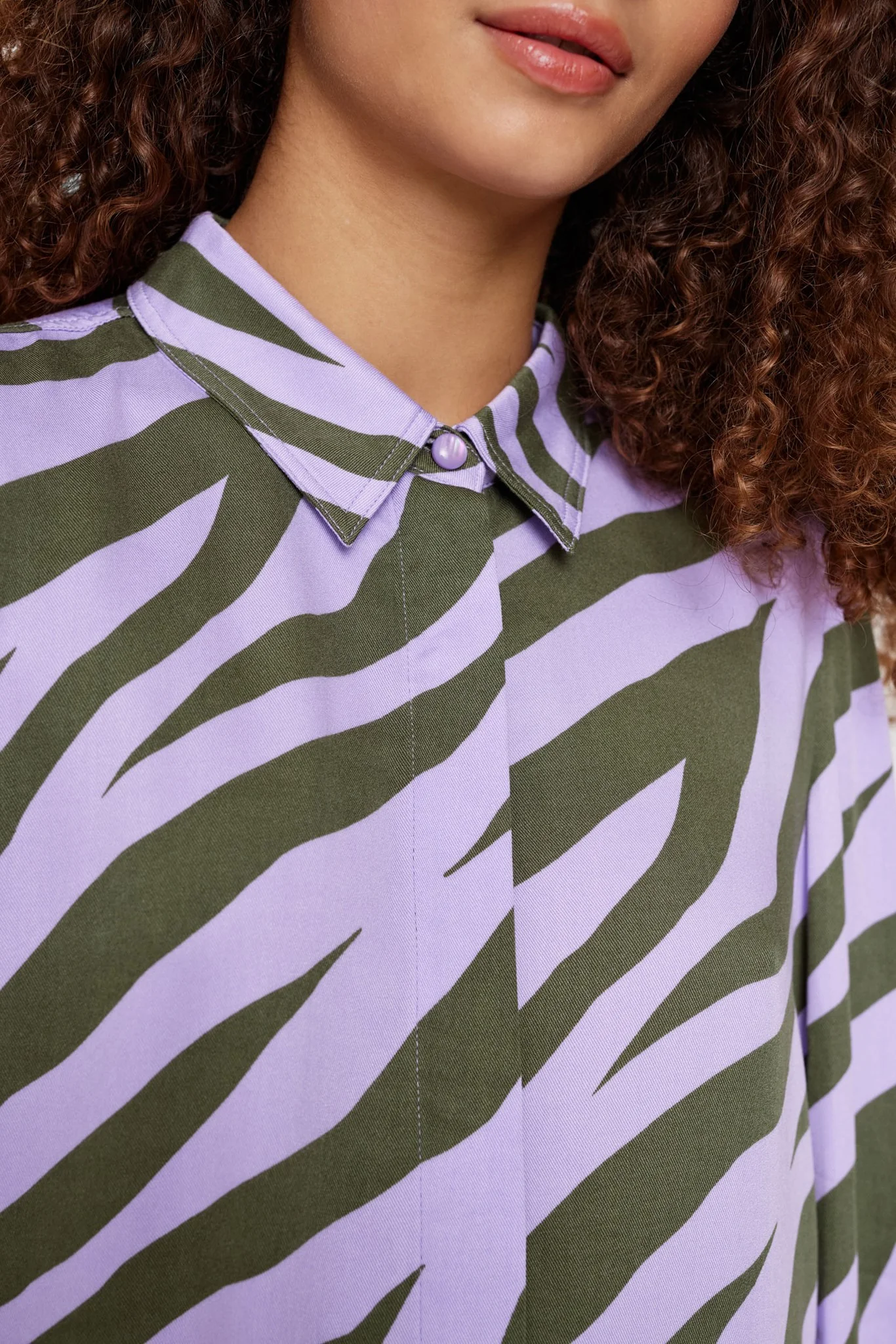 NUVILLE SHIRT - Lilac Breeze - Image 4