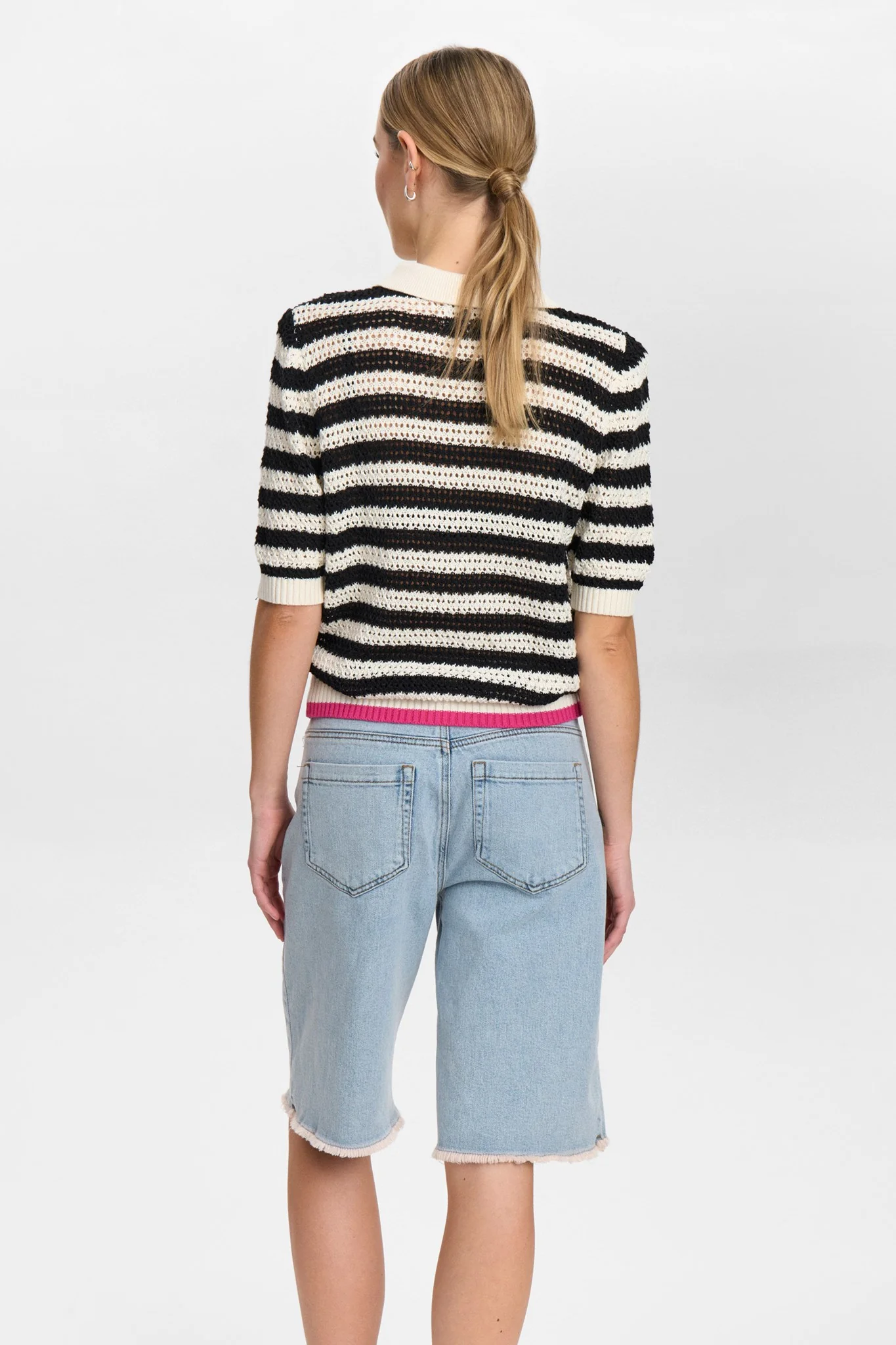 NUVILLIA SS PULLOVER  - Caviar - Image 2