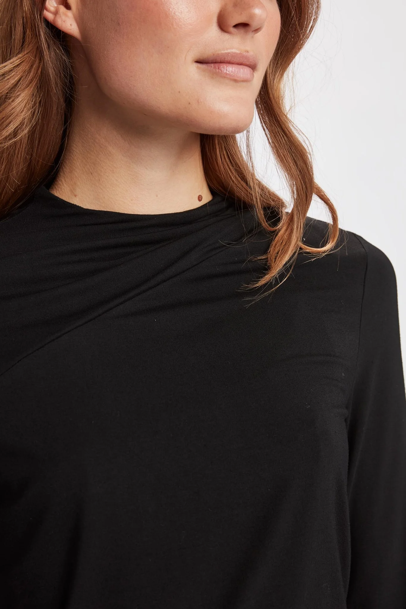 NUVINO BLOUSE - Caviar - Image 5