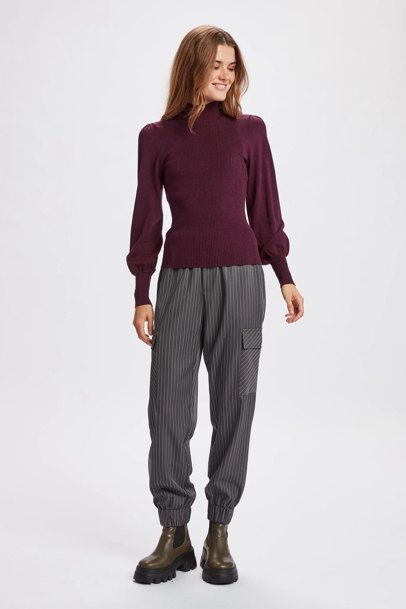 NUVISSA PULLOVER  - Winter Bloom - Image 3