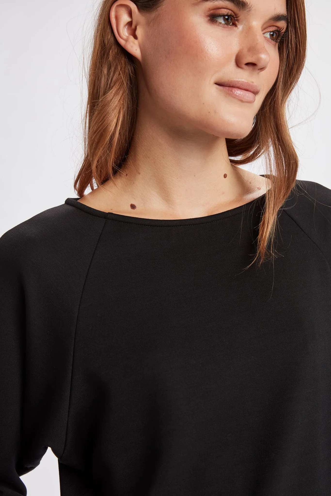 NUWISTA BLOUSE - Caviar - Image 4