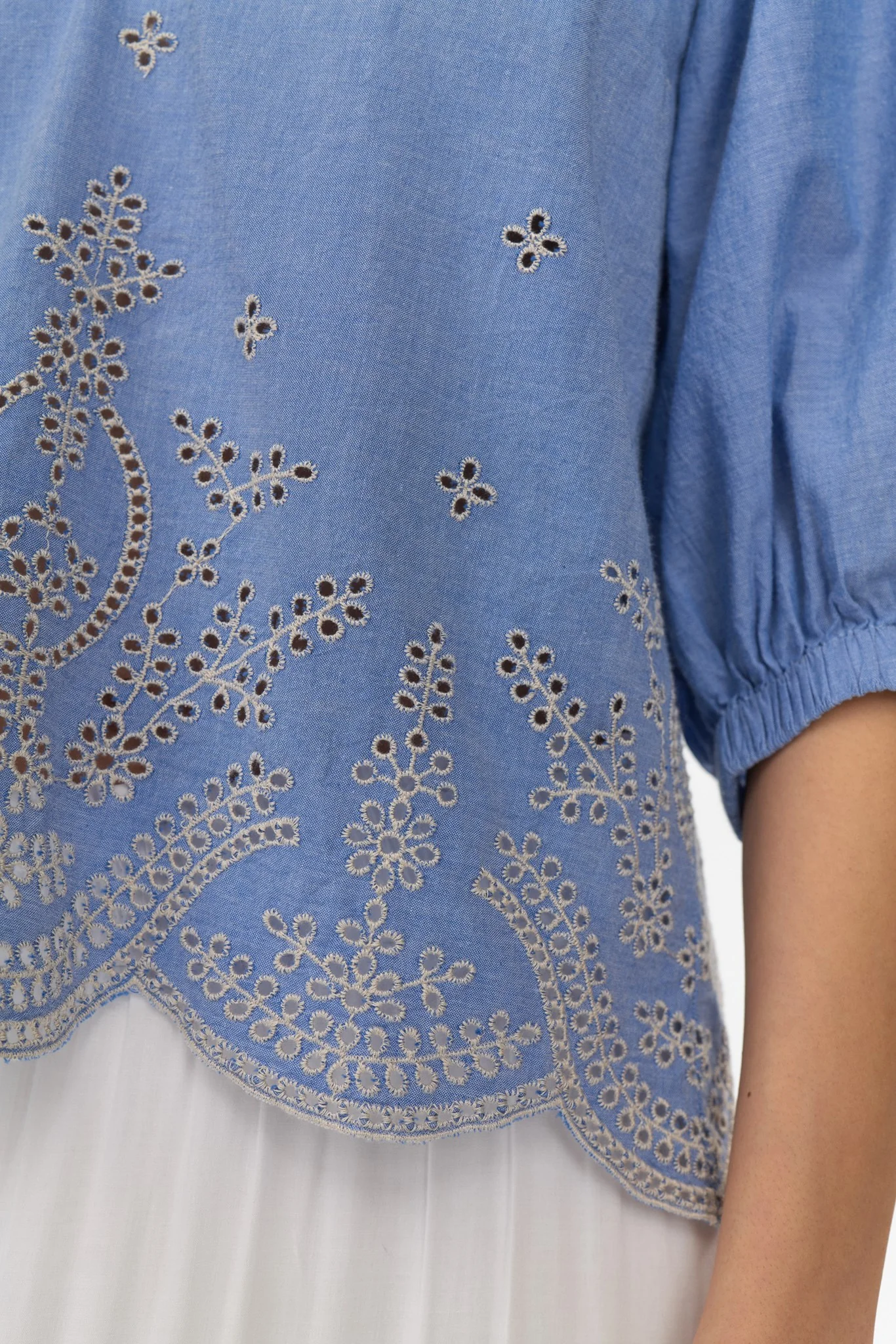 NUWIVECA SS BLOUSE - Medium Blue Denim - Image 5