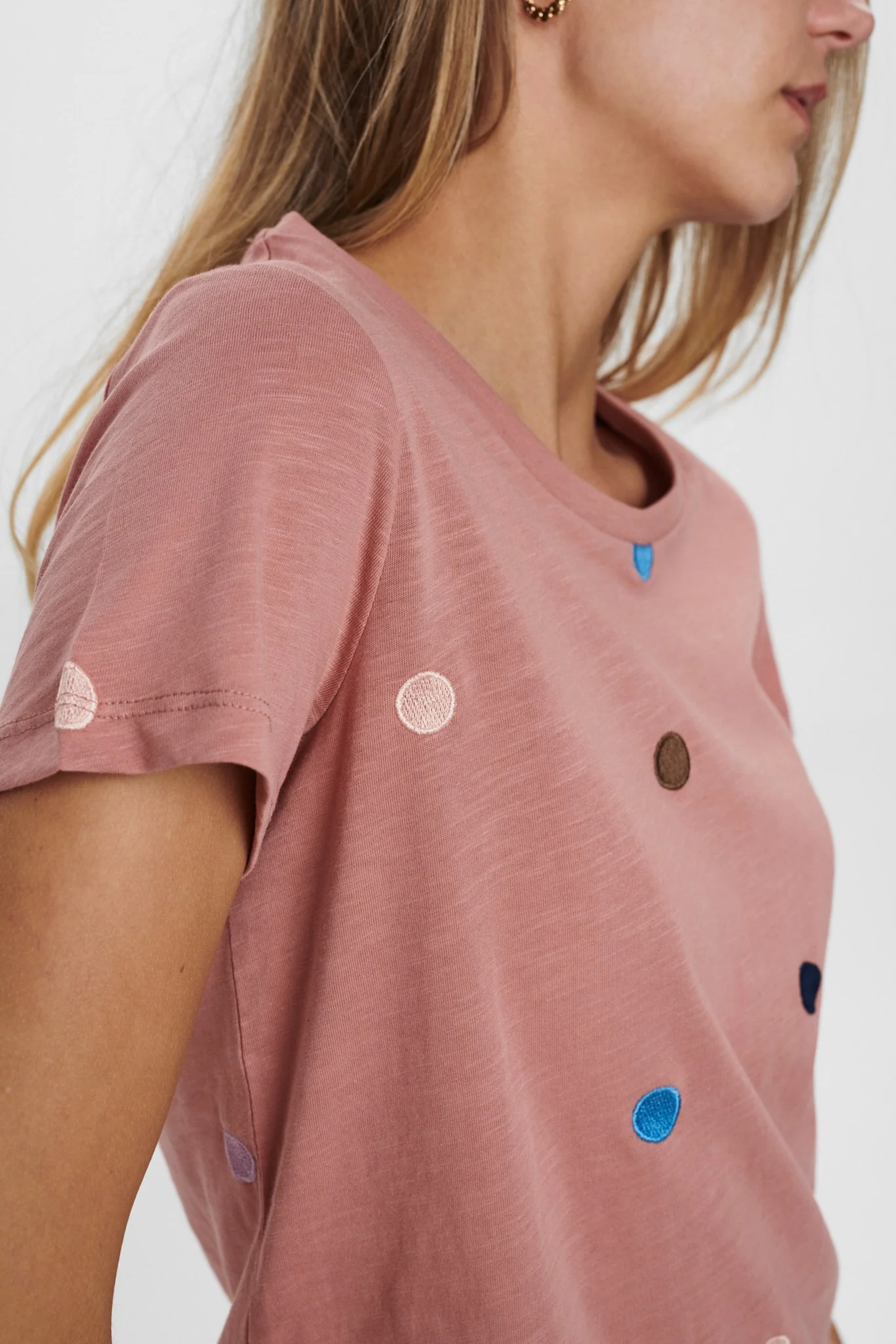 NUYASEMIN TEE - Ash Rose - Image 5