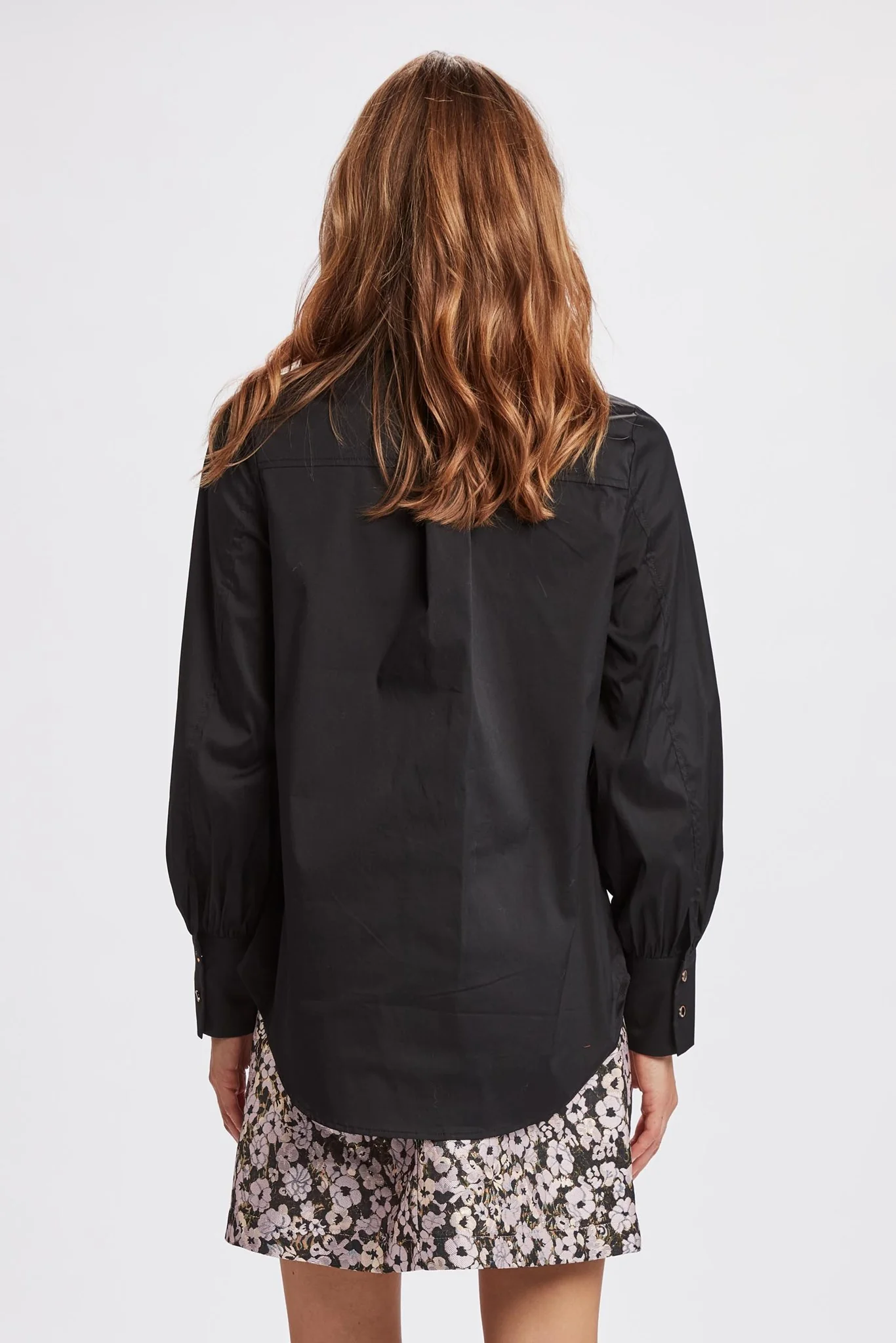 NUYVON SHIRT - Caviar - Image 2