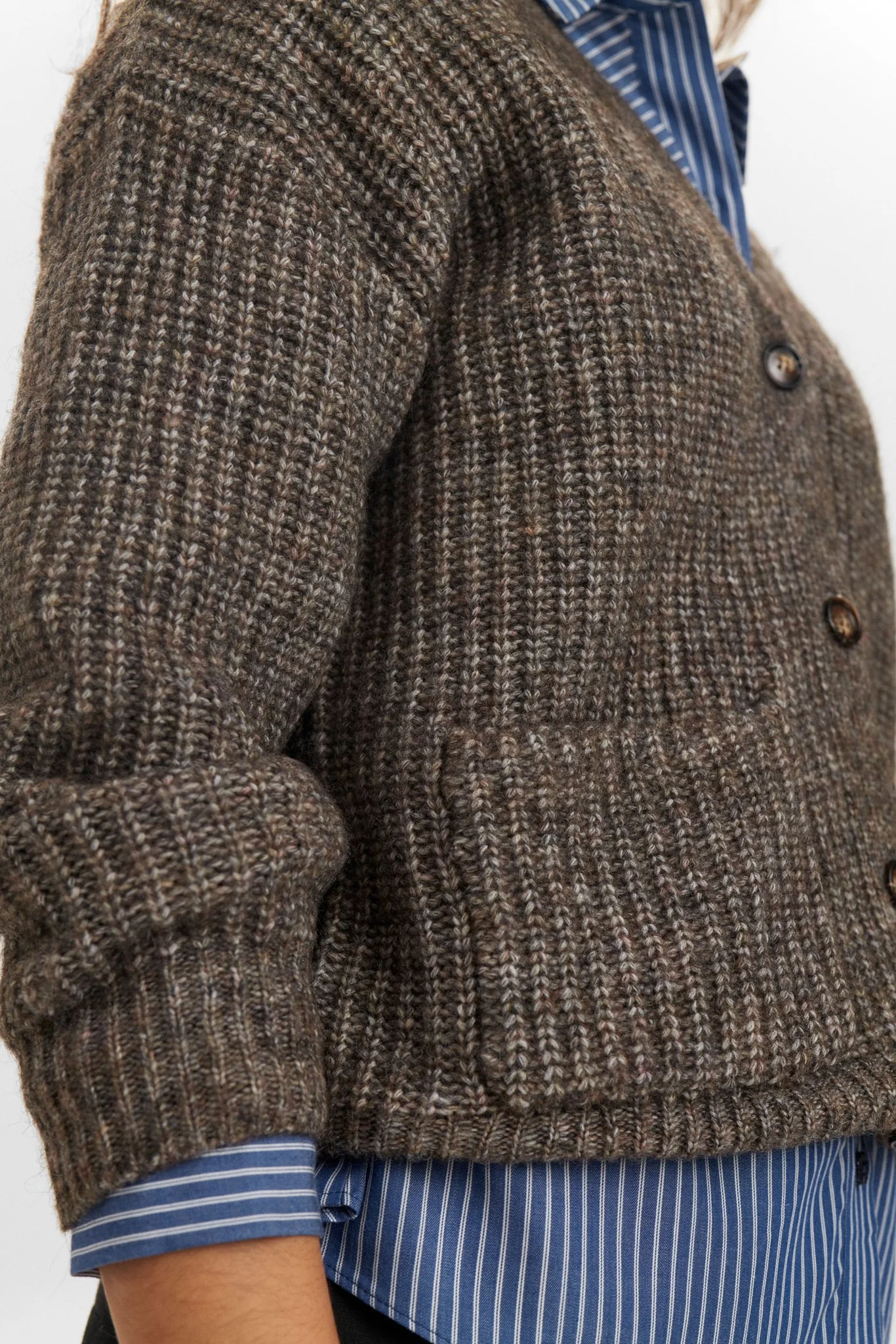 NUZINDI SHORT CARDIGAN - Dark Earth - Image 4