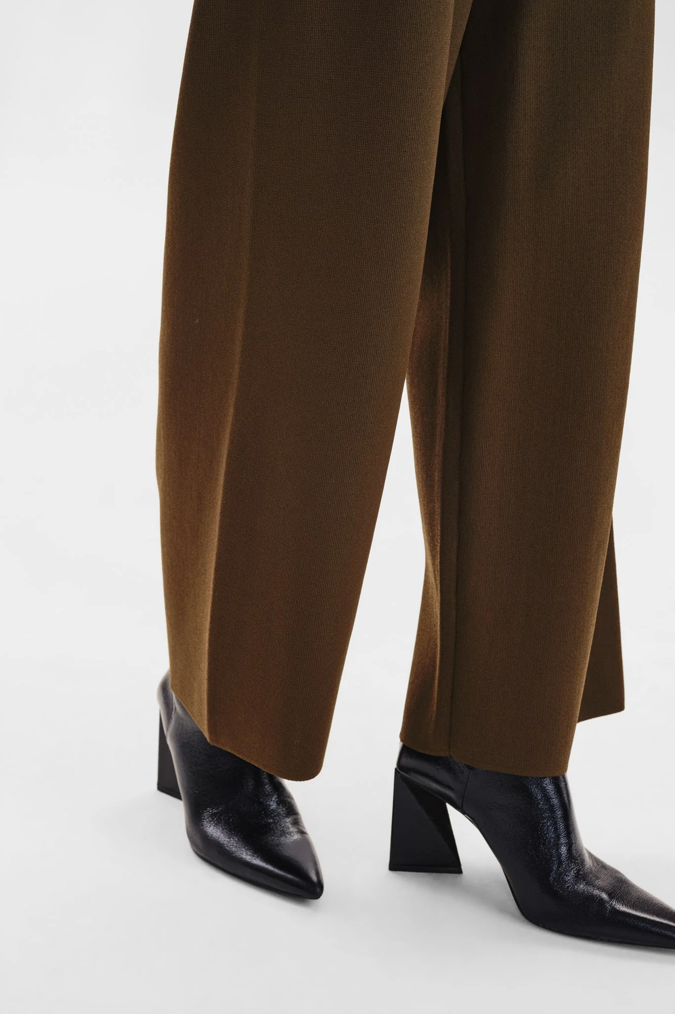SISANNA PANT - Olive Night - Image 5