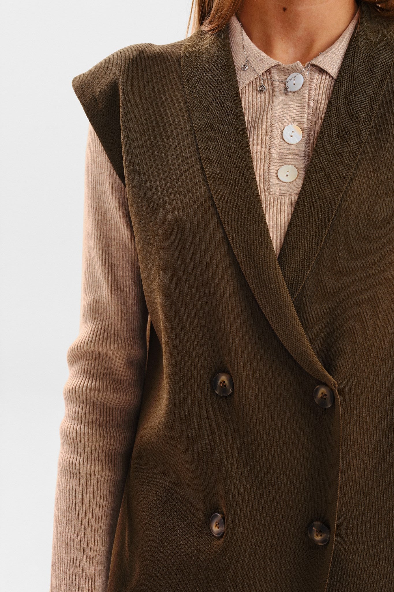 SISANNA WAISTCOAT - Olive Night - Image 4
