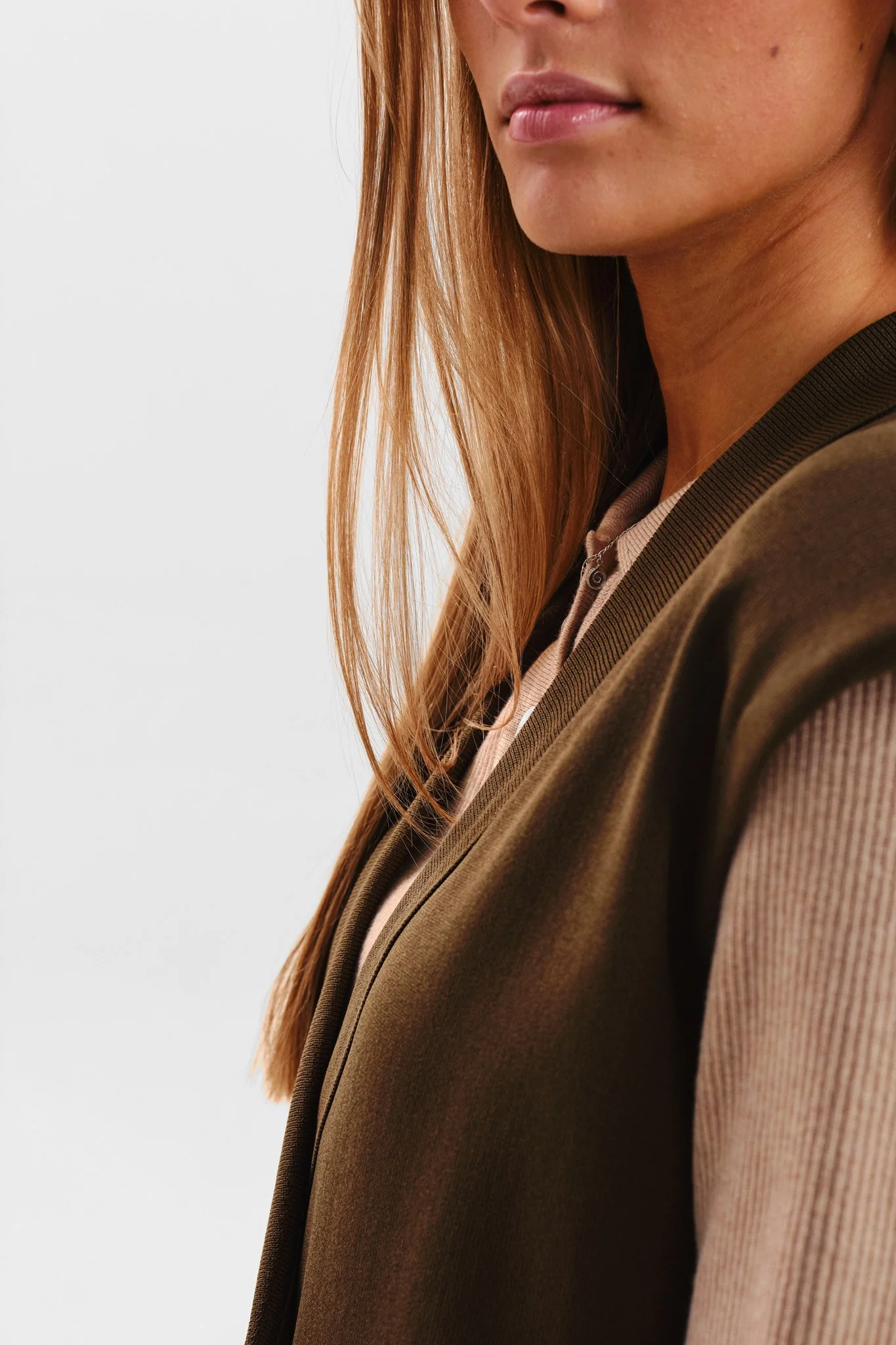 SISANNA WAISTCOAT - Olive Night - Image 5