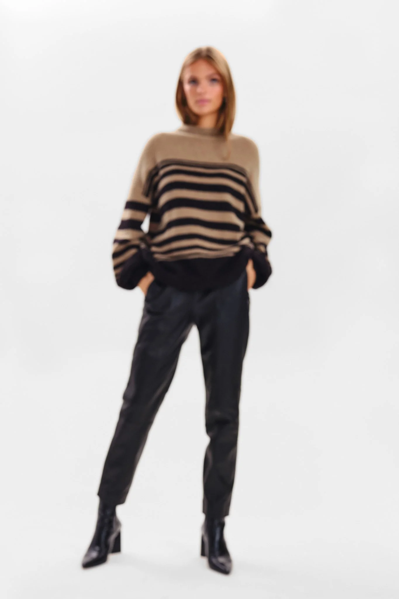 SISAVA PULLOVER - Bistre - Image 6