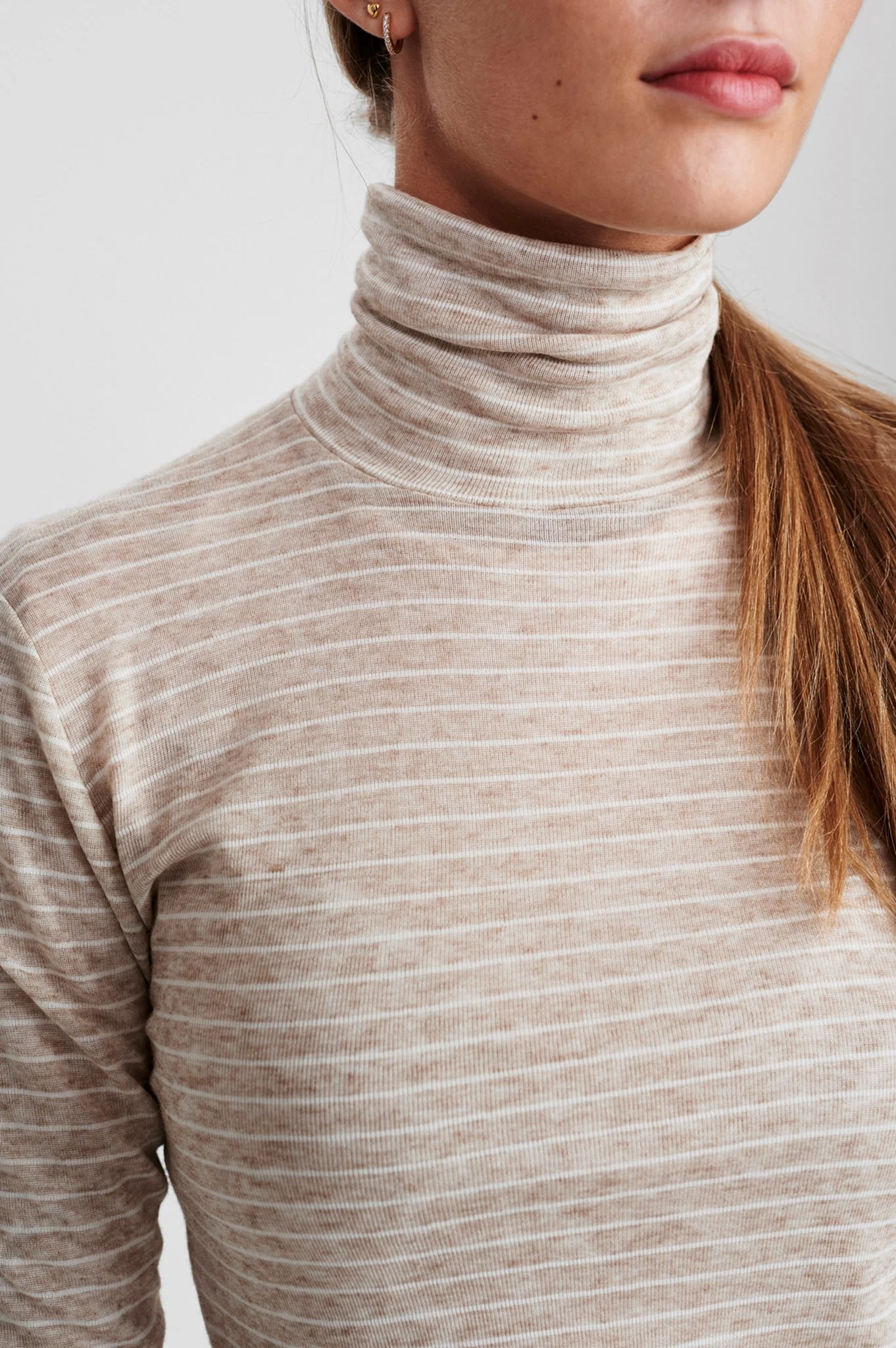 SISIDSEL ROLLNECK - Croissant - Image 4