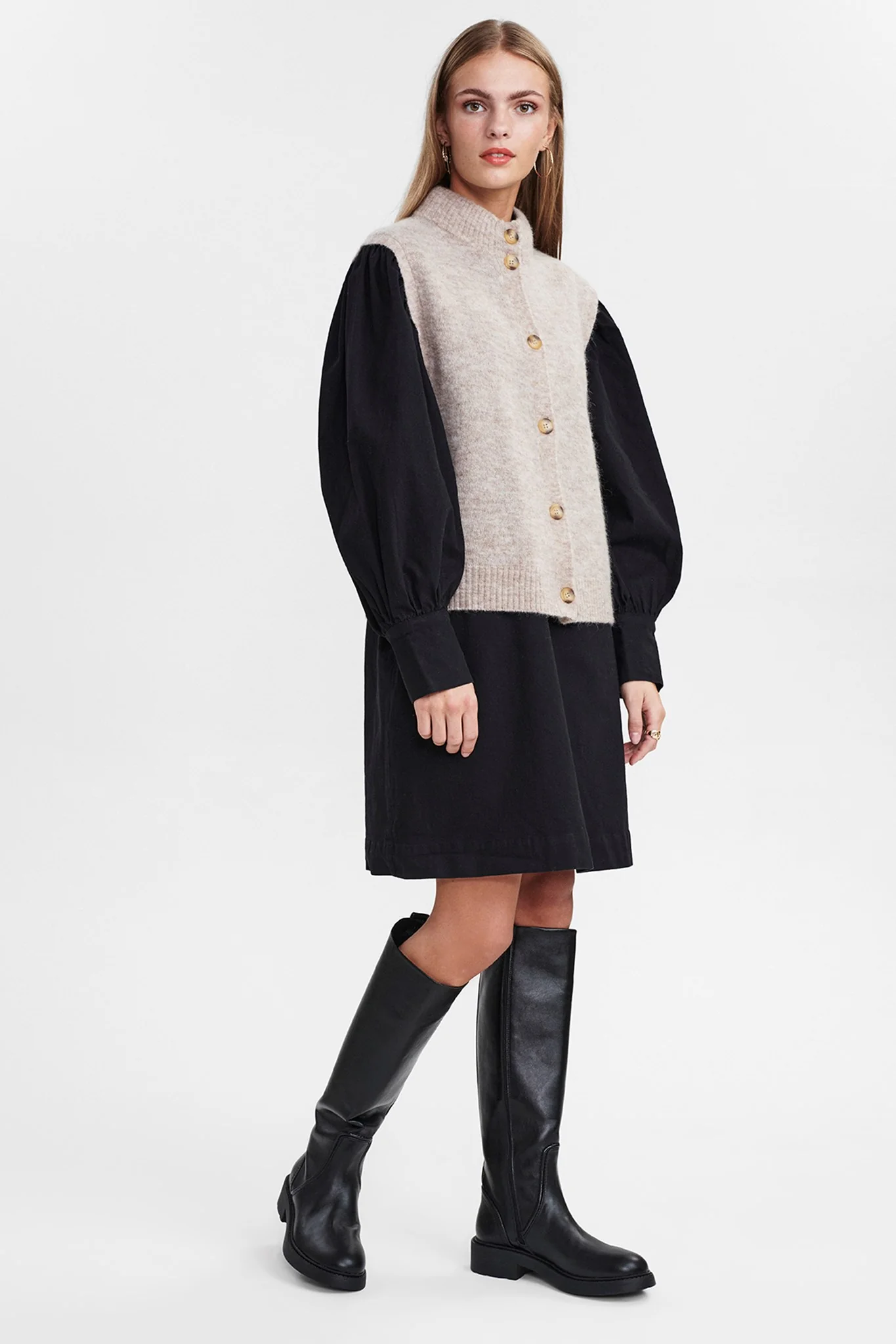 SISUELA VEST - Apple Cinnamon Mel - Image 3