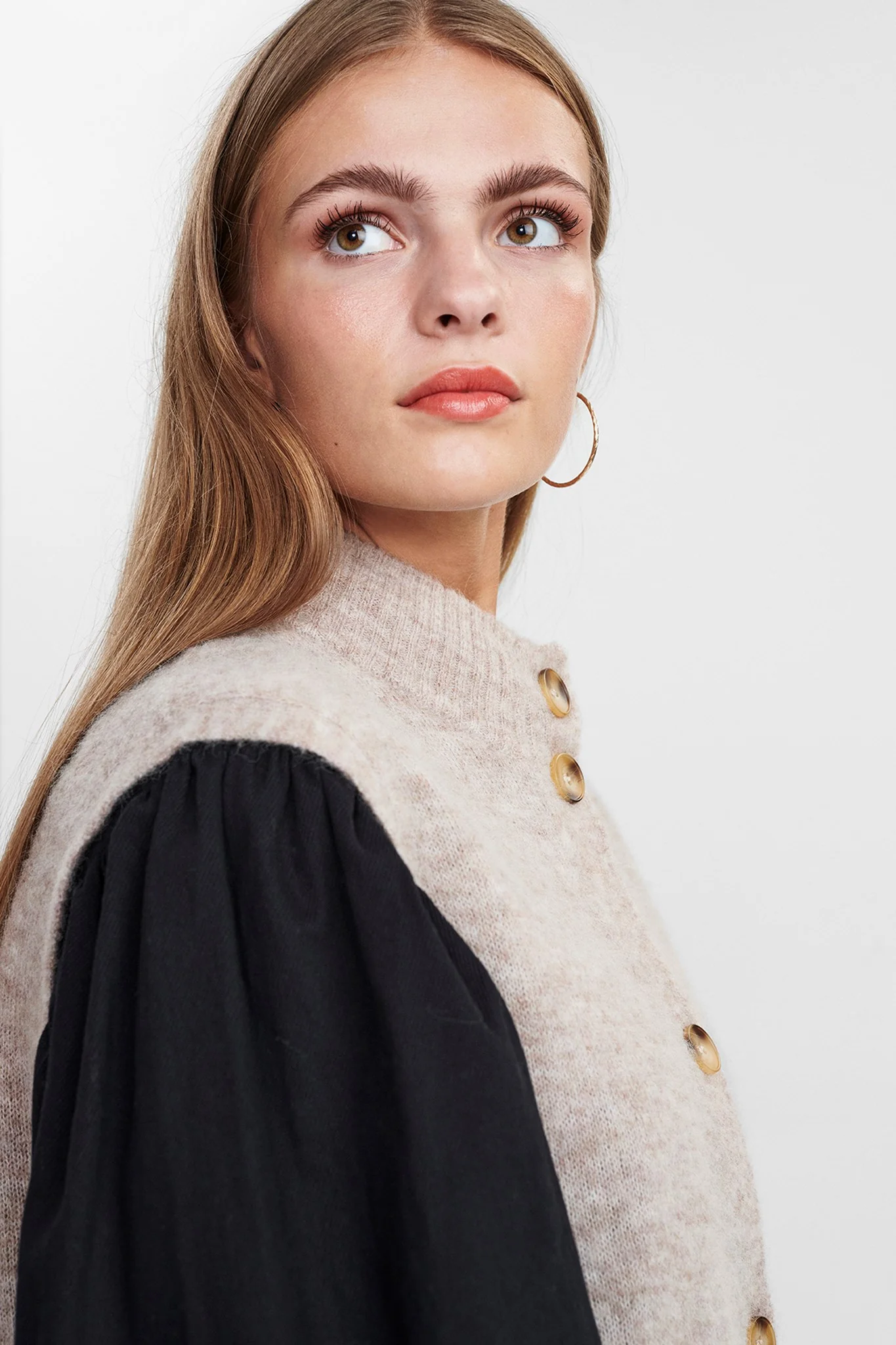 SISUELA VEST - Apple Cinnamon Mel - Image 6